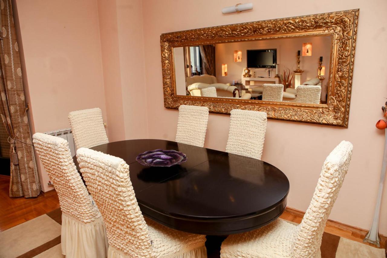 Ugodan I Luksuzan Apartman Баня-Лука Екстер'єр фото