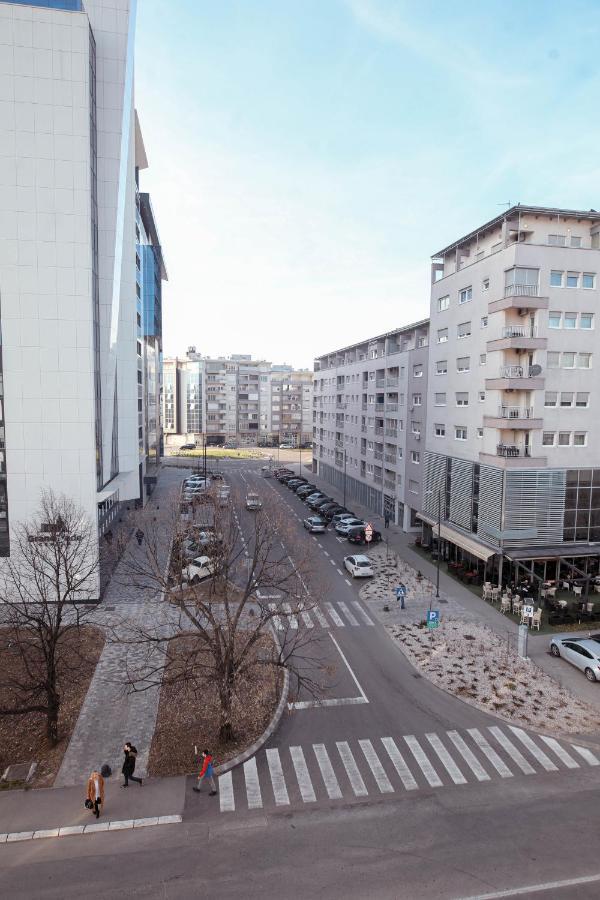 Ugodan I Luksuzan Apartman Баня-Лука Екстер'єр фото